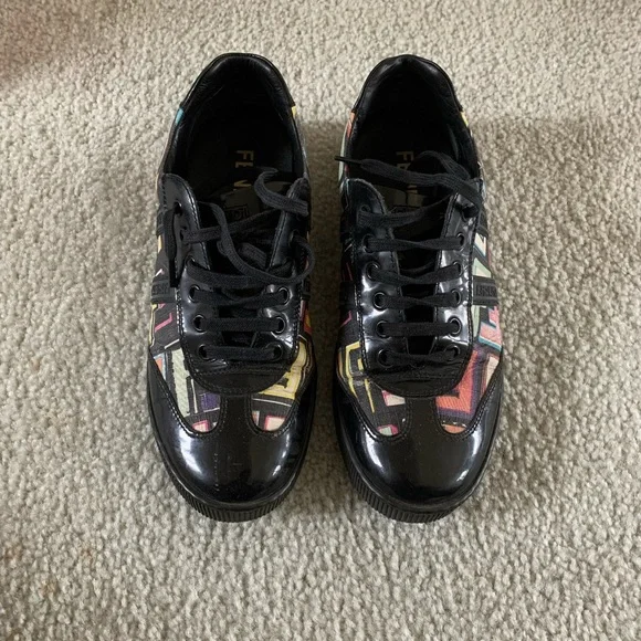 Fendi shoes 36 size good condition